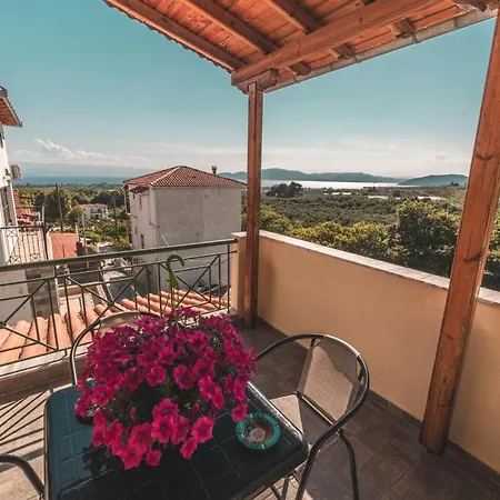 Pelion Charming Cottage, Panoramic Seaview Retreat