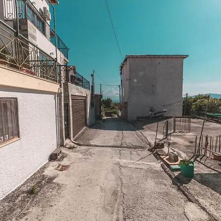 Pelion Charming Cottage, Panoramic Seaview Retreat