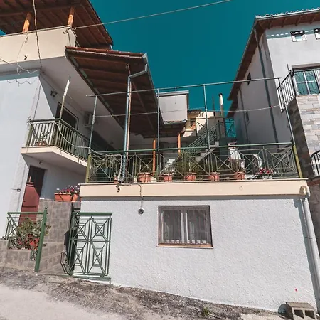 Pelion Charming Cottage, Panoramic Seaview Retreat * Wolos